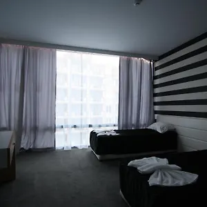 Hotel Riviera Blue